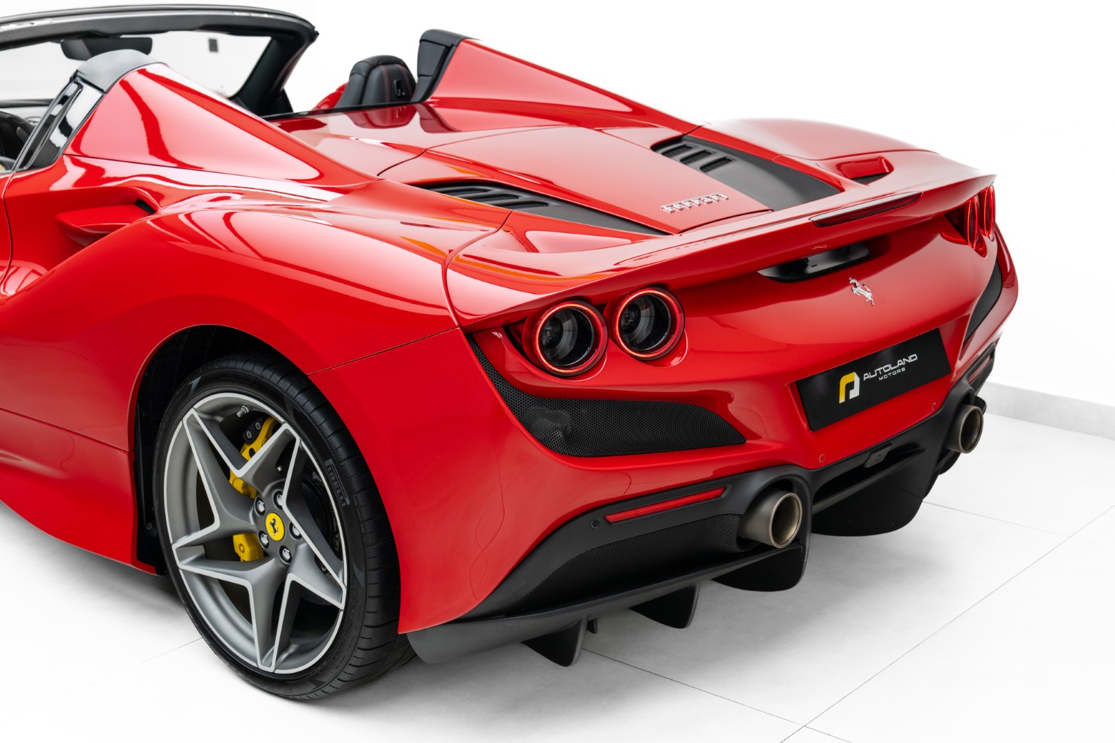 2022 FERRARI F8 SPIDER | MAIN DEALER SERVICE